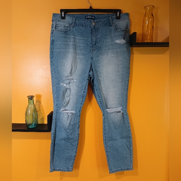 Indigo Fusion Distressed Ankle Cropped Jeans Size 16 - Picture 5 of 12